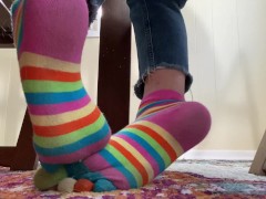 Toe socks under table - Screenshot 10 of 16 - Toes