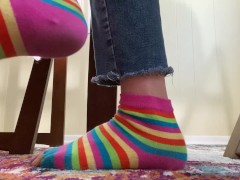 Toe socks under table - Screenshot 2 of 16 - Toes