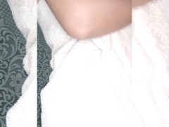 معرفتش كيف تايخنت على صاحب خويا دخلت للبيت بديت نتفكرو وانا تنكفت🥵🇲🇦 - Screenshot 1 of 16 - سكس مغربي