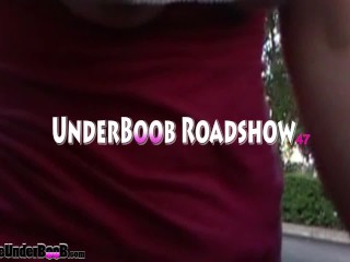 Публичная милфа без бюстгальтера без груди Курение на обочине дороги, пока проходит транспорт