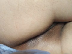 「うわっ！…」自分の臭いオナラに悶える変態日本人女性。 - Screenshot 13 of 16 - Japanese