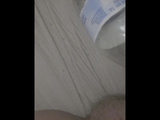 Iowa man masterbat and has a huge cumshot in a water bottle
