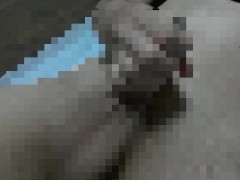 何かをバウンドさせながらしごいて腹に射精する童貞（オナニー、自慰、睾丸） - Screenshot 5 of 16 - 射精