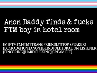 Anon Daddy Encuentra y Folla a un Chico FTM En La Habitación Del Hotel