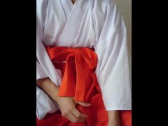 巫女さんに女装してオナホールでオナニー - Screenshot 4 of 16 - Masturbation