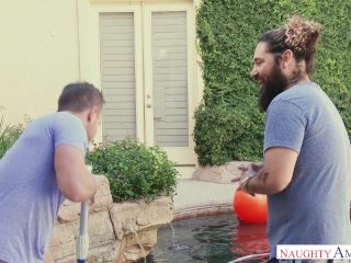 Cock Hungry Cougar Kendra Lust Takes on a Huge Cock! screenshot number 0
