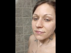 Wisconsin milf strokes cum out for facial