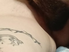 Бородатый нежно лижет киску до оргазма - Screenshot 8 of 16 - Shaking Orgasm