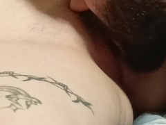 Бородатый нежно лижет киску до оргазма - Screenshot 9 of 16 - Pussy Licking Orgasm