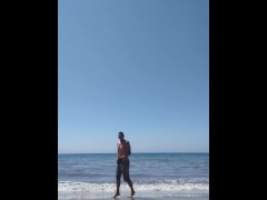 Long range piss into the ocean. - Screenshot 3 of 16 - Beach Piss