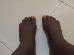 Big rough black feet