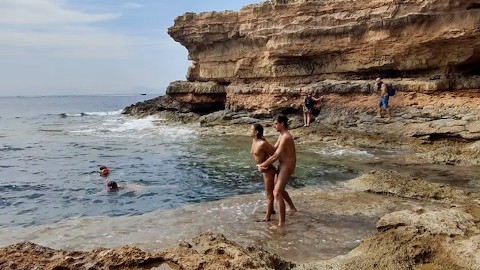 Duikers zien ons neuken op het strand