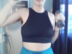 Titty Smoke 8 - Screenshot 2 of 16 - Big Boobs Lesbian