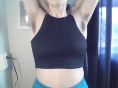 Titty Smoke 8 - Screenshot 4 of 16 - Shaking Boobs