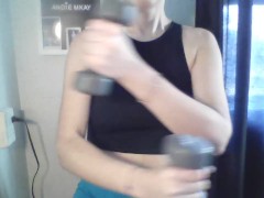 Titty Smoke 8 - Screenshot 9 of 16 - Shaking Boobs