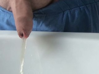 pissing, verified amateurs, pee, solo male