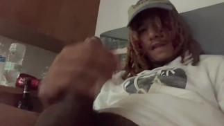 Скучно в одиночестве и возбуждено