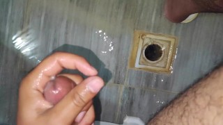 Iranian Sex In The Bathroom, She First Plays With The Boy's Cock And Then Puts It In Her Mouth And Cums