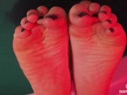 Preview 2 of My wrinkled soles are so temting to burry your face in them