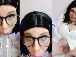 Garota Trans Chupa Um Vibrador e Se Masturba - Snowycd