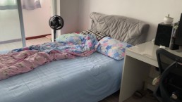 男生第一次独自一人在女朋友家自慰