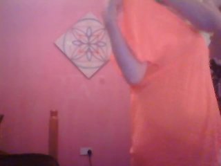 sneaky peek of hidee getting glam ready o cam quirking it