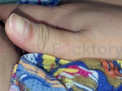 💋 Fingering my juicy little pussy. Cum fuck me please.