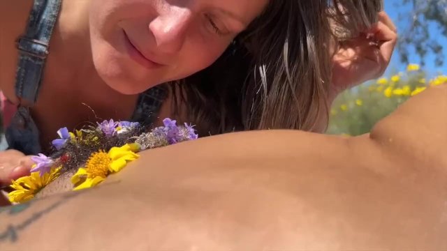 Blooming Bushes Lesbian Fun