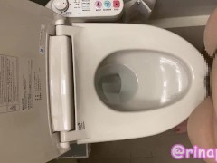 【女子大生】トイレで立っておしっこしました♡ 2/16