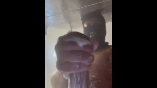 有人吮吸我的大鸡巴和球的 POV