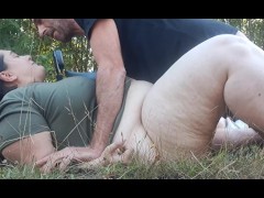 Dando una vuelta en moto