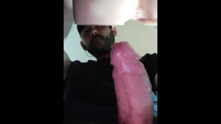 Papa met grote lul slaat je poesje totdat hij klaarkomt ENORME CUMSHOT