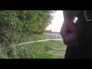 Помочился в штаны перед тем, как помочиться