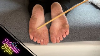 Kom op mijn vuile voeten (POV sols, spanking feet, cum)