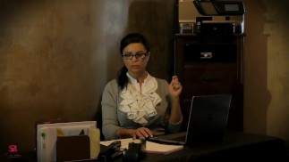 Отчаянно нуждающийся в повышении зарплаты