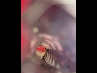 Вид изнутри на парня, кончающего в Fleshlight