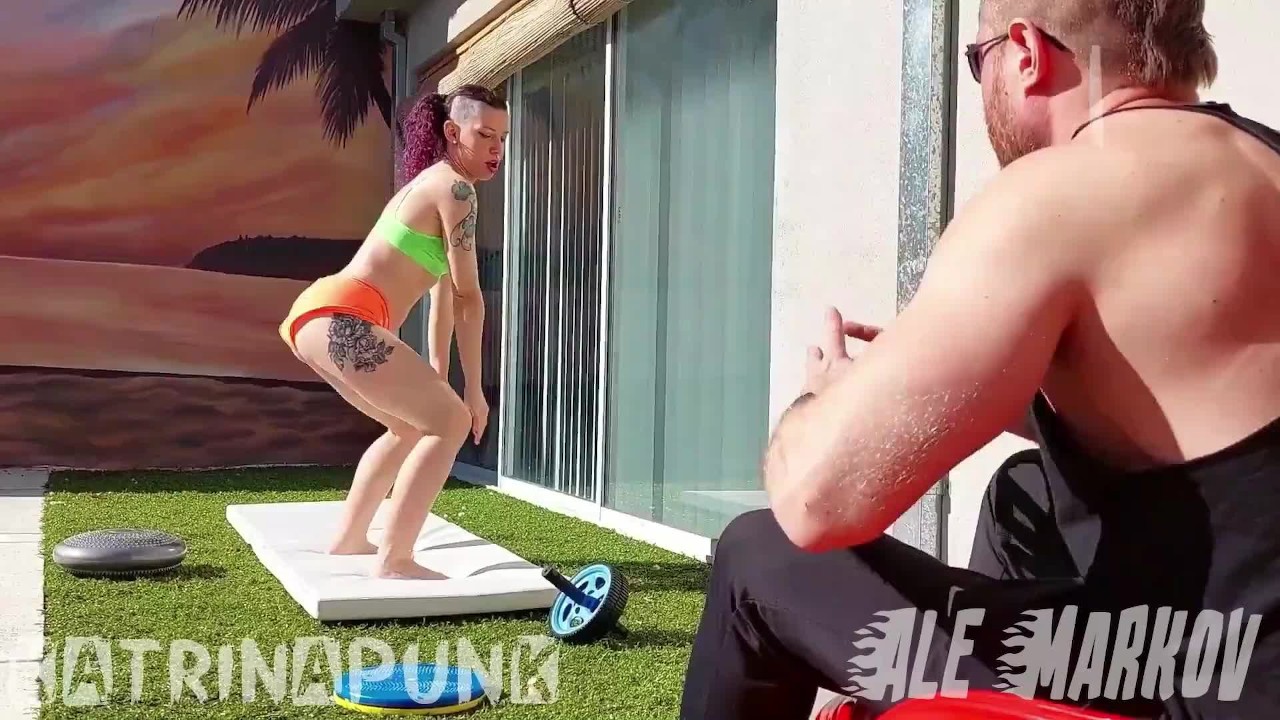 Katrina Punk Termina Cogiendose a Su Personal Trainer En Su Primera Clase  De Gimnasia - Pornhub.com