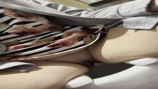 толстушки мачеха милфа крупным планом мочится на публике от первого лица