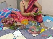 Preview 4 of XXX Desi Bhabhi Fucked By Customer While Selling Vegetables.