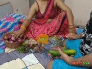 Preview 5 of XXX Desi Bhabhi Fucked By Customer While Selling Vegetables.