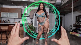 SELETOR DE SEXO - Asiático cheio de curvas e tatuados Goddess Connie Perignon está aqui para jogar