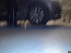 Une jolie beurette de cité se fait défoncer publiquement en anal par un black pour un IPHONE 13 !!!