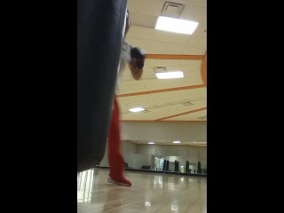 Удар по мешку