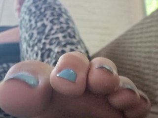 love her feet, solo female, feet, fetish