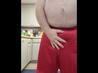 Намочил шорты в спортзале