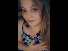 Sexy bbw milf tit flash big nipples