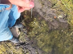 Дрочка на природе, прикормка рыб)