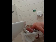 Wecko emiljeprase in action part2 - Screenshot 13 of 16 - Toilet Lick