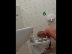 Wecko emiljeprase in action part2 - Screenshot 14 of 16 - Wc