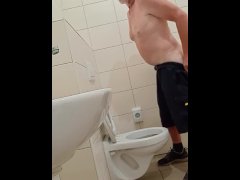 Wecko emiljeprase in action part2 - Screenshot 2 of 16 - Public Toilet